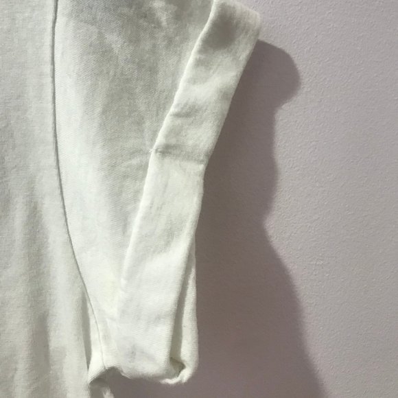 White T Shirt w Embroidered Text - Picture 3 of 5